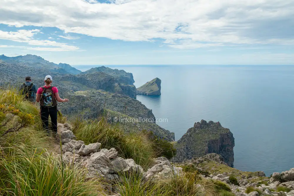 Puig Roig Loop Trail
